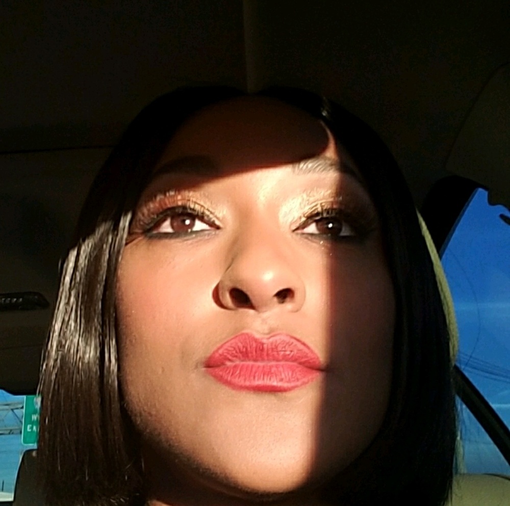 Meet your Posher, Bianca